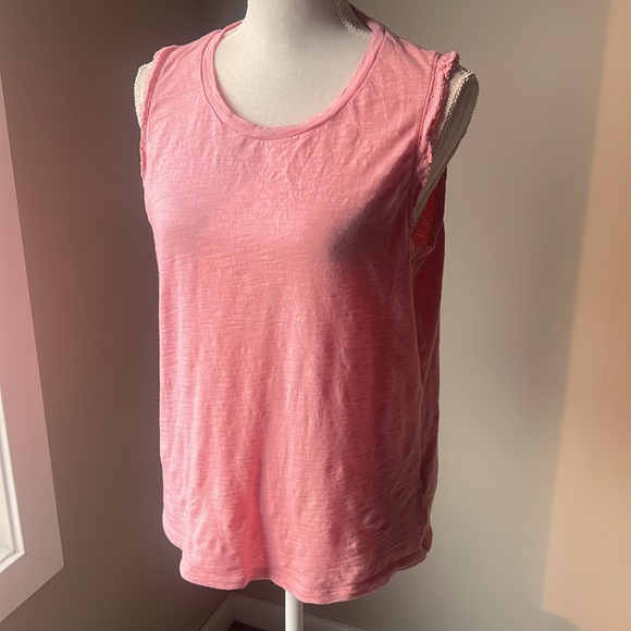 Gap Sleeveless Top - Picture 2 of 11